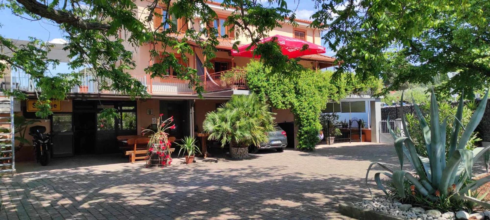 Guesthouse Skofije Ob Parenzani Spodnje Skofije Eksteriør billede